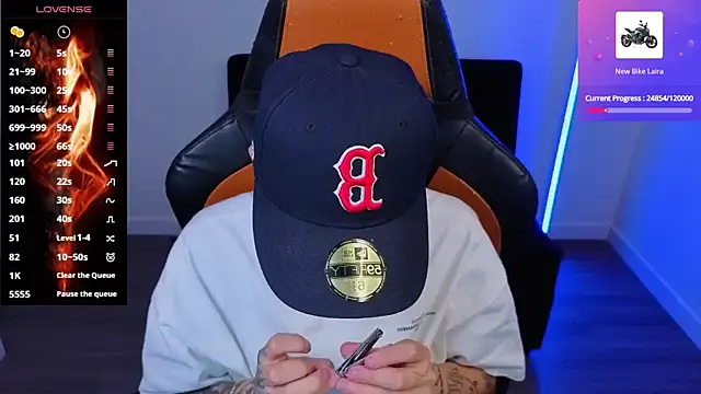 imlaiaaa online show from October 12, 2025, 2:10 am