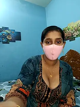 Cute Faria online show from November 9, 2025, 3:54 pm