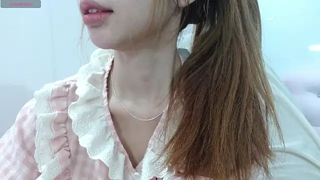 Snapshot of Alina_MissAsian chatting on October 30, 2025, 8:38 am Alina MissAsian online show from October 30, 2025, 8:38 am