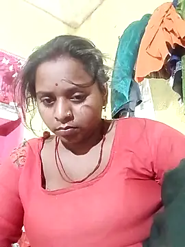 Hot crety online show from April 16, 2026, 6:41 pm