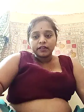 Snapshot of Hot_crety chatting on July 11, 2026, 7:00 am Hot crety online show from July 11, 2026, 7:00 am