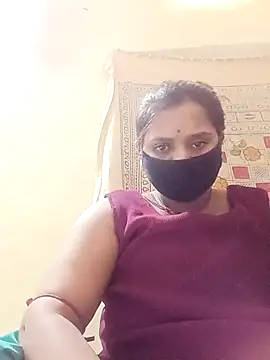 Snapshot of Hot_crety chatting on July 20, 2026, 9:12 am Hot crety online show from July 20, 2026, 9:12 am