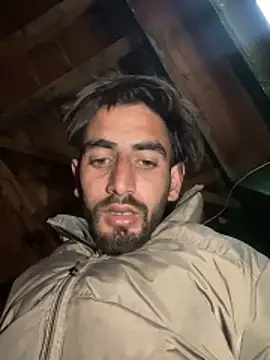 lyath3245 online show from March 30, 2026, 8:04 am