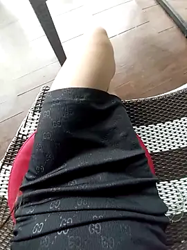 meomeocute online show from October 31, 2025, 5:30 am