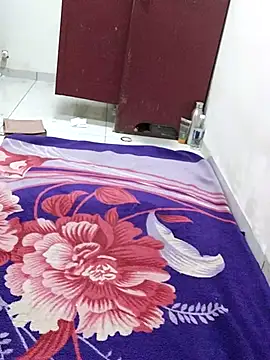 Snapshot of sneha_bebo chatting on October 18, 2025, 5:03 pm sneha bebo online show from October 18, 2025, 5:03 pm