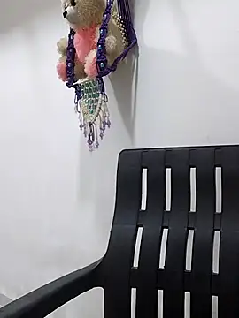 Snapshot of sneha_bebo chatting on November 23, 2025, 3:34 pm sneha bebo online show from November 23, 2025, 3:34 pm