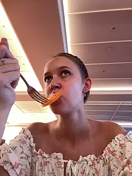 ElliRose online show from October 11, 2025, 12:32 am