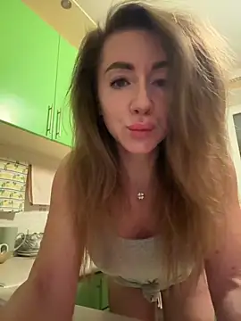 MarinaDiva11 74 online show from November 2, 2025, 8:44 pm