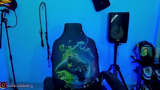 Snapshot of zeus_7777 chatting on February 17, 2026, 8:44 am zeus 7777 online show from February 17, 2026, 8:44 am