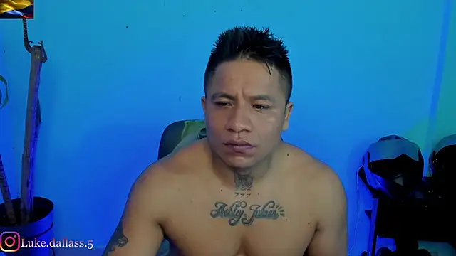 Snapshot of zeus_7777 chatting on February 28, 2026, 9:32 am zeus 7777 online show from February 28, 2026, 9:32 am