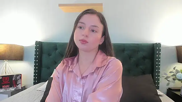 VioletaNova online show from May 22, 2026, 11:16 am