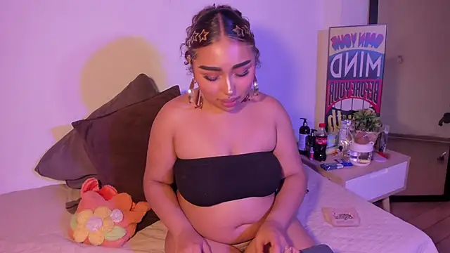 Honeyyy Brown online show from January 14, 2026, 5:02 am