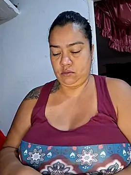 NARNYALABELLA online show from October 21, 2025, 10:38 am