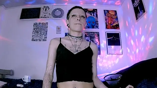 plutonbluemooon333 online show from July 26, 2026, 12:19 am