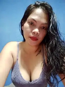 missluvv online show from April 12, 2026, 5:34 am