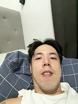 Addictiveboi online show from November 11, 2025, 3:12 pm