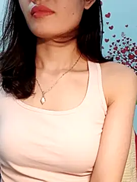 Hinna x online show from April 14, 2026, 2:12 pm