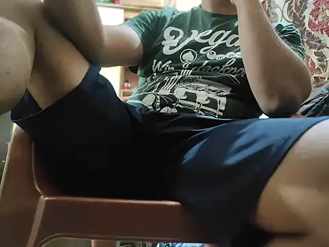 Snapshot of rocky4u7 chatting on November 11, 2025, 10:59 am rocky4u7 online show from November 11, 2025, 10:59 am