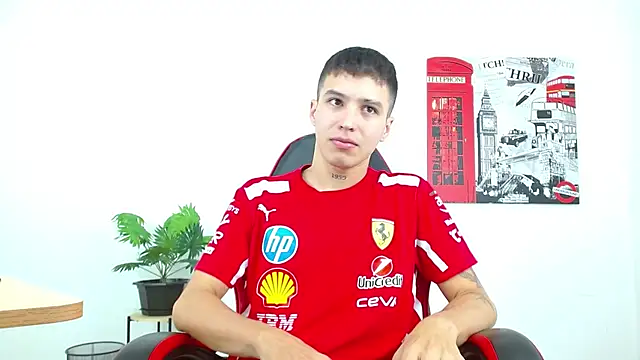 Snapshot of Cumandres18 chatting on October 10, 2025, 2:16 pm Cumandres18 online show from October 10, 2025, 2:16 pm