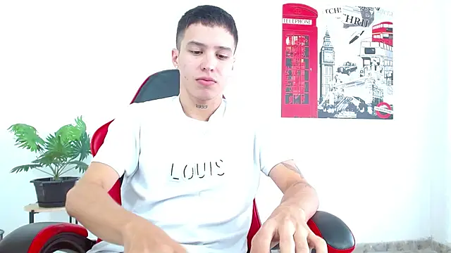 Snapshot of Cumandres18 chatting on October 30, 2025, 2:07 pm Cumandres18 online show from October 30, 2025, 2:07 pm