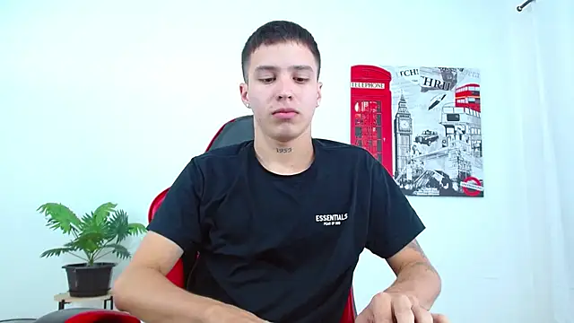 Snapshot of Cumandres18 chatting on November 5, 2025, 1:55 pm Cumandres18 online show from November 5, 2025, 1:55 pm