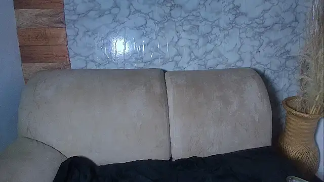 Snapshot of catalina_santana20 chatting on November 7, 2025, 2:39 pm catalina santana20 online show from November 7, 2025, 2:39 pm