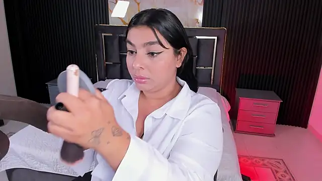 Hannasscott online show from October 20, 2025, 11:32 am