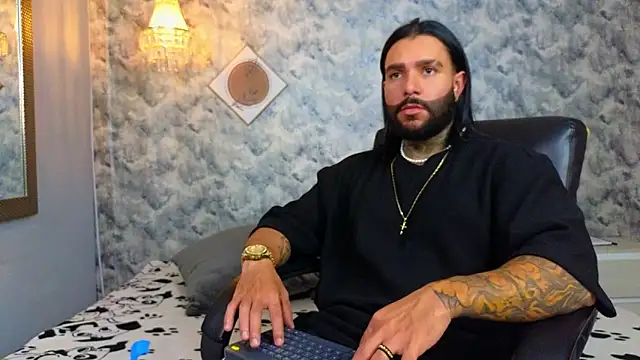 Apolo rousse1 online show from January 10, 2026, 8:54 pm