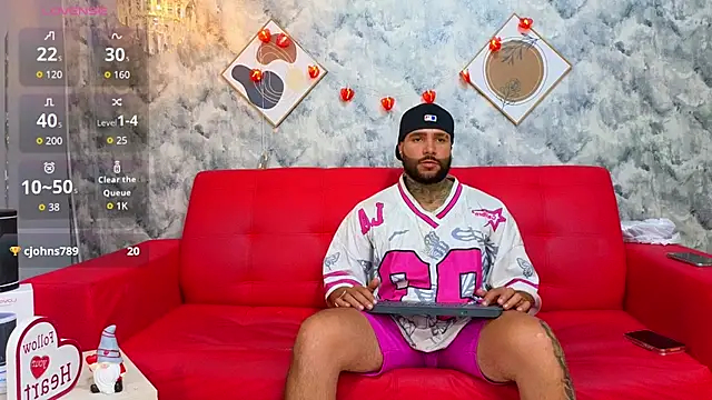 Apolo rousse1 online show from February 13, 2026, 9:11 pm