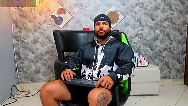 Apolo rousse1 online show from February 24, 2026, 10:52 pm