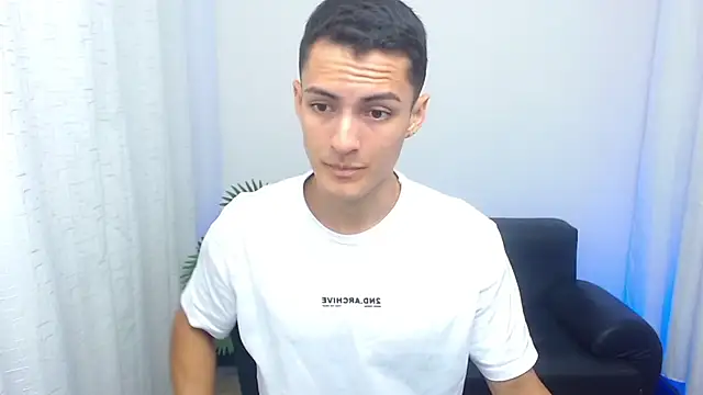 Matiius18 online show from January 15, 2026, 2:43 pm