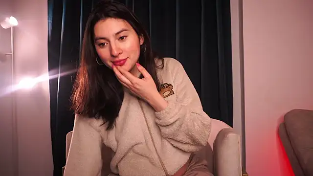 Snapshot of Auralea chatting on October 17, 2025, 4:48 am Auralea online show from October 17, 2025, 4:48 am