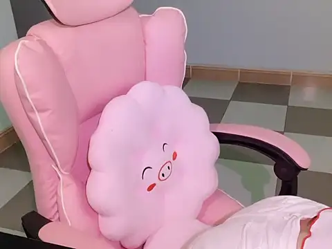  AFang  online show from September 27, 2025, 6:18 am