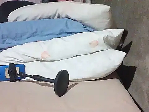 Snapshot of Mayumie05 chatting on October 11, 2025, 10:25 am Mayumie05 online show from October 11, 2025, 10:25 am