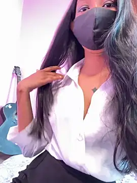 Neha18 online show from October 7, 2025, 6:32 am