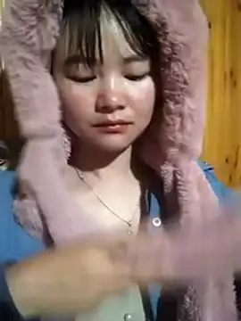 Chaotam1 online show from December 17, 2025, 10:49 pm