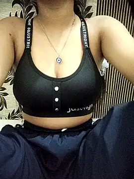 Snapshot of Nikita-Singh88 chatting on October 13, 2025, 2:33 am Nikita-Singh88 online show from October 13, 2025, 2:33 am