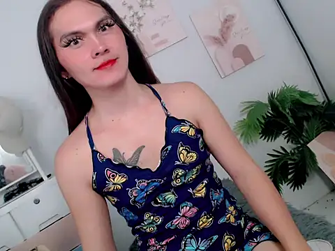 Snapshot of Pinkyweb_03 chatting on July 11, 2026, 3:20 am Pinkyweb 03 online show from July 11, 2026, 3:20 am