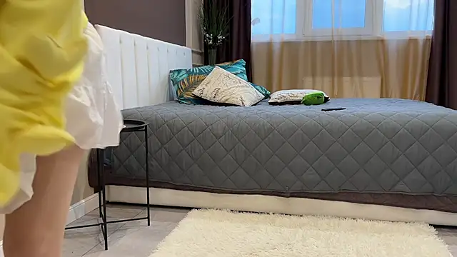 daniellia  online show from March 17, 2026, 3:15 pm