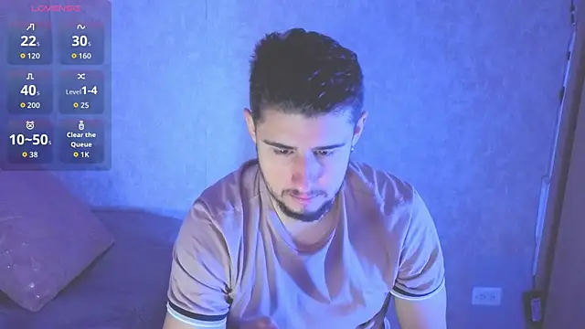 ryan evanss online show from September 9, 2025, 12:48 pm