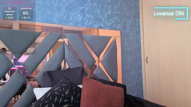 ryan evanss online show from September 24, 2025, 1:03 pm