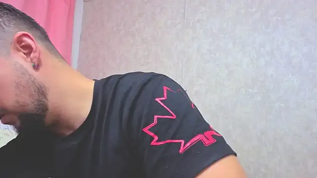 ryan evanss online show from October 28, 2025, 10:52 am