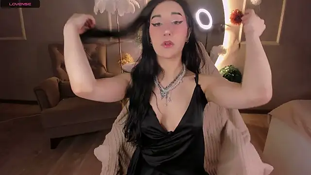 Snapshot of Lii_Rose chatting on July 3, 2026, 9:10 pm Lii Rose online show from July 3, 2026, 9:10 pm