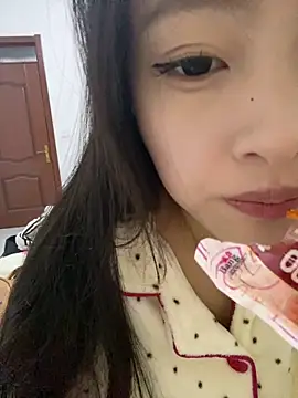 MengMeng0515 online show from December 14, 2025, 11:59 am