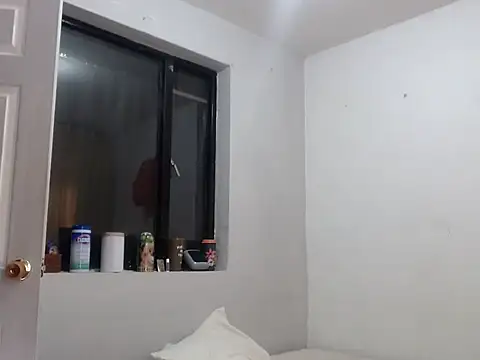 xalejo max online show from November 3, 2025, 1:45 pm