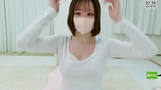 -nene-chan online show from April 9, 2026, 10:59 pm