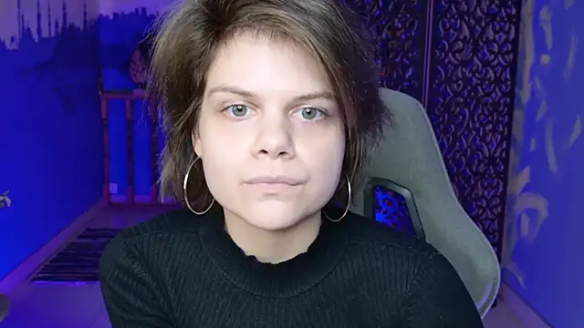 EllieMurler online show from September 28, 2025, 9:03 am