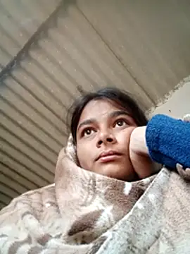 Hot siiii online show from November 9, 2025, 2:32 am