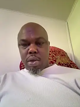 Snapshot of devon3421 chatting on February 15, 2026, 7:10 pm devon3421 online show from February 15, 2026, 7:10 pm