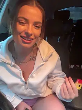 PiperPassionX online show from October 10, 2025, 5:34 pm